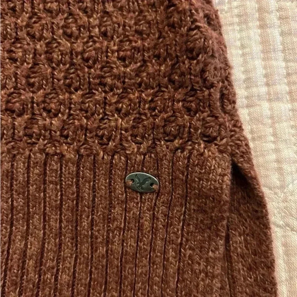 Women’s American Eagle Pumpkin V Neck Sweater Size Large - Picture 2 of 5